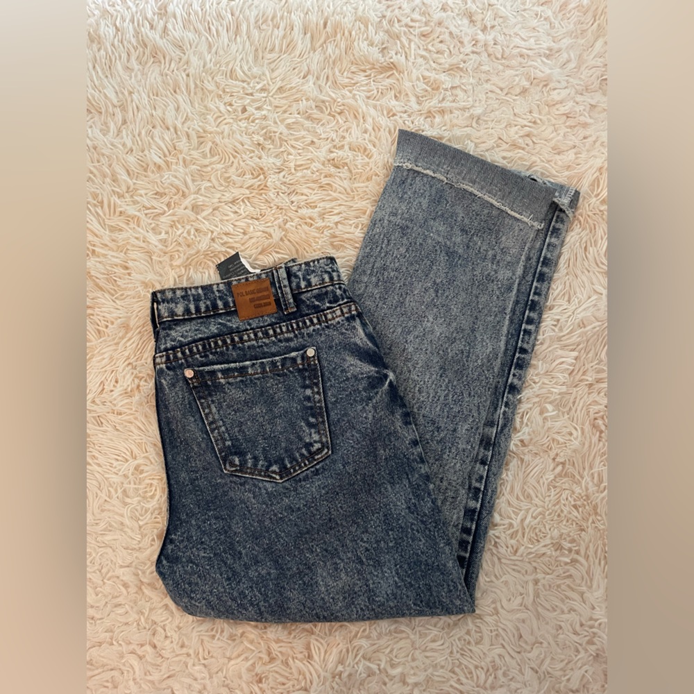 Boyfriend Style Jeans. Size Small.
